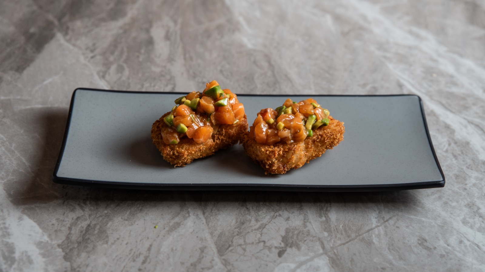 Toast de riz frit tartare